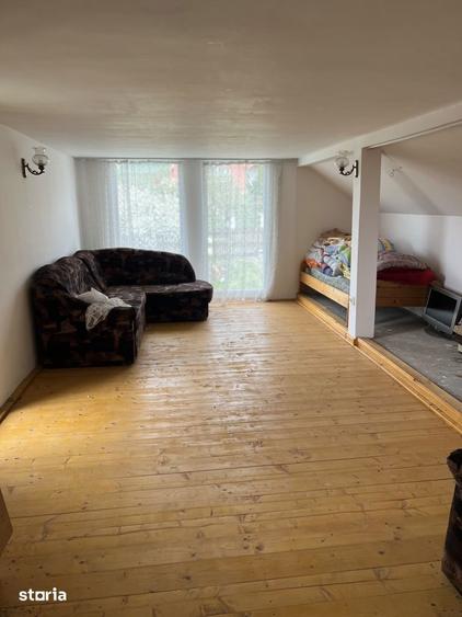 Casa cu 3 camere pe 2 etaje, teren 1000mp - 5