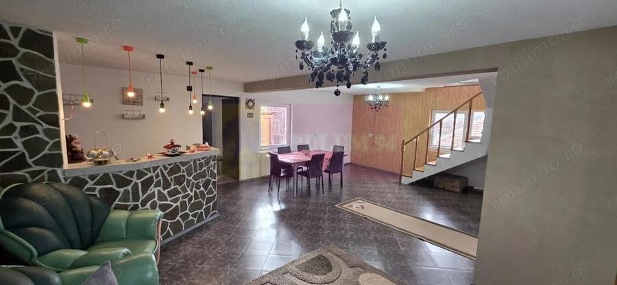 Vila de vacanta cu 4 camere de vanzare in Valea Doftanei - 10