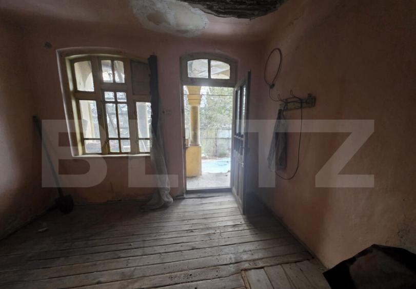 Casa de vanzare in Razvad Loca?ie Excelenta & Util - 8