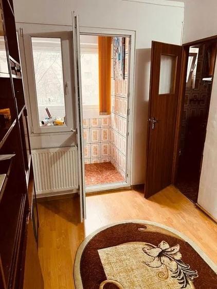 Apartament cu doua camere, Aparatorii Patriei, 65.000€ - 2