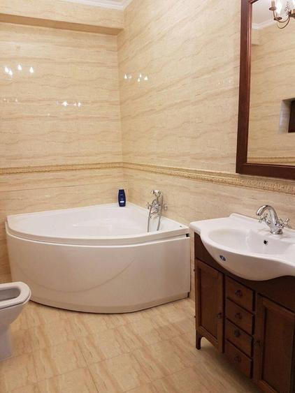 Casa individuala cu 5 camere, demisol cu garaj. - 17