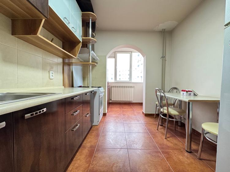 De vanzare - Apartament 3 cam - 68 mp - 700 metri Vulcan Center - 6