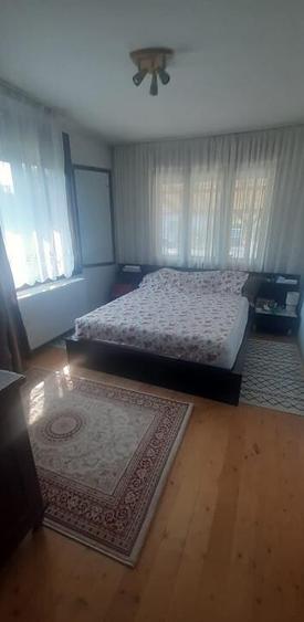 Sat Sasar, casa , 23 ari teren - 2