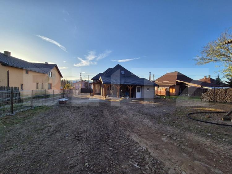 Casa de vacanta in curs de modernizare in Belis, 5 camere, 920mp teren drept - 6