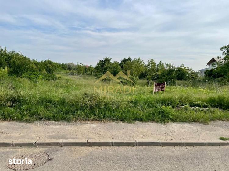 Teren de 1340 mp, în Ștefăneștii de Jos