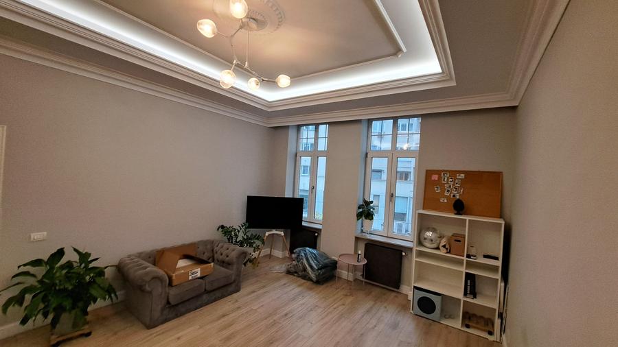 SPATIU BIROU - AMENAJAT LUX - PIATA UNIRII - 19