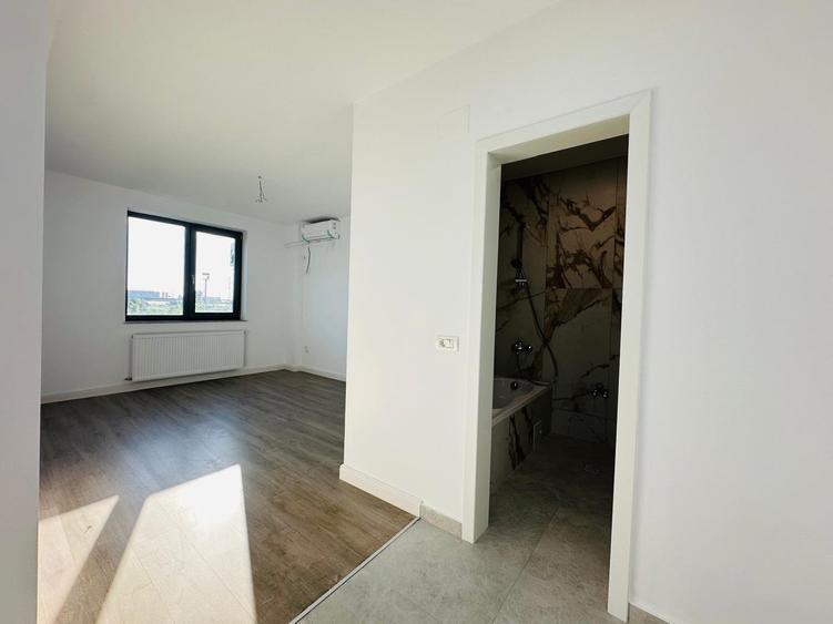 Bloc Nou /Primo/ Compozitorilor/ inel 2 - 5