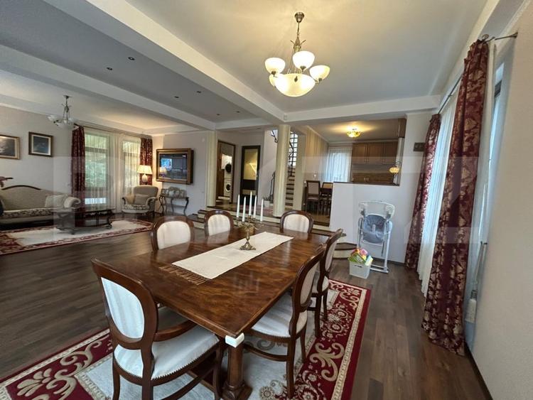 Casa superba amenjata in stil clasic - 6