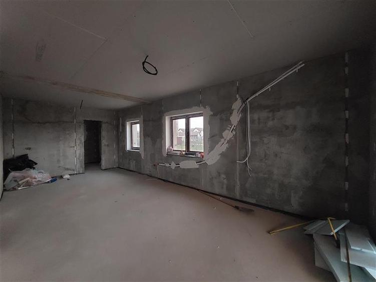 Casa cu arhitectura mediteraneana in Zimandcuz - 10