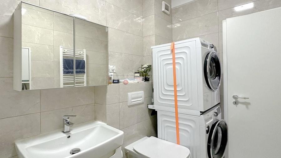 Zona Linistita Terasa Suprafata Generoasa - 17