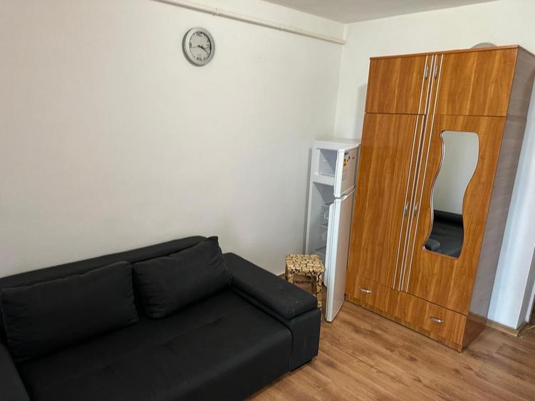 Garsoniera cu balcon, Tudor Vladimirescu, 220E - 1