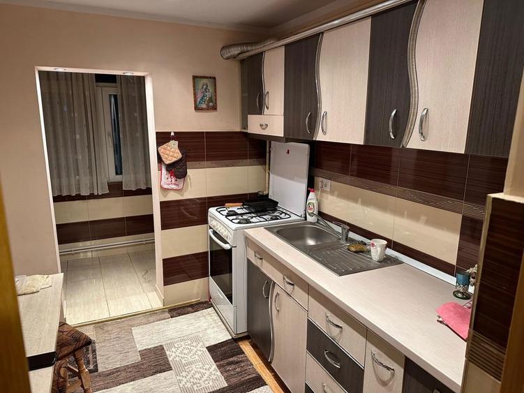 Inchiriez apartament cu doua camere - 5