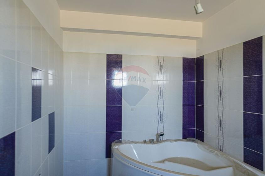 De vanzare casa + hala, teren 580mp, ideala business/service auto - 8