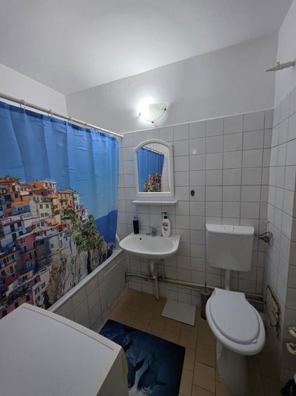 Inchiriez apartament decomandat 1 camera in zona Vlaicu - 3