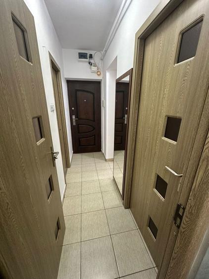 Inchiriez garsoniera! - 4