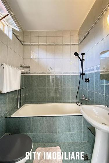 Apartament cu 2 camere semidecomandat, mobilat în Mărăști