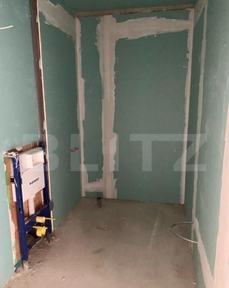Apartament de vanzare, cu 2 camere, 57 mp, zona ultracentr - 9