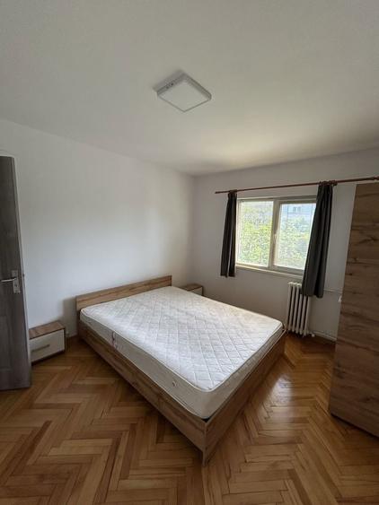 Apartament cu 4 camere de inchiriat - 6