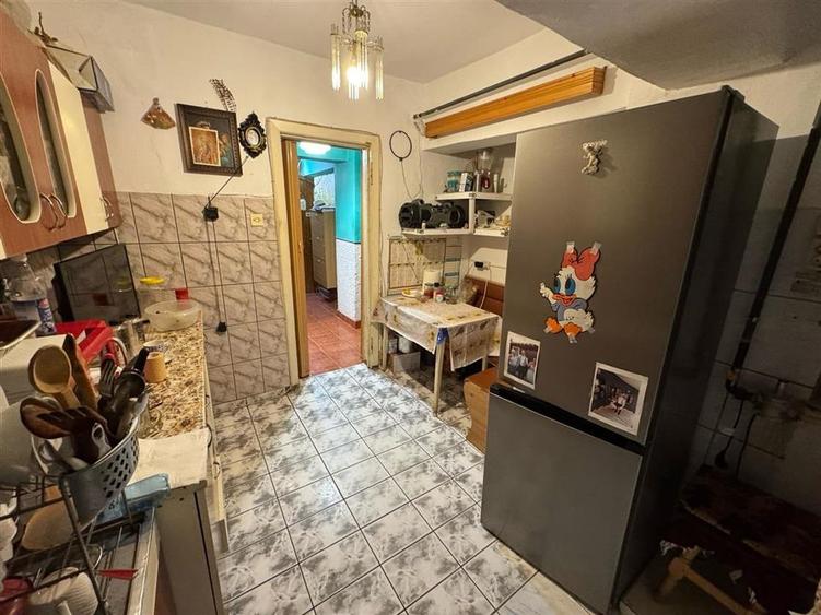 Apartament 3 camere zona centrala , etaj 7, pret 63.000 Euro neg. - 5