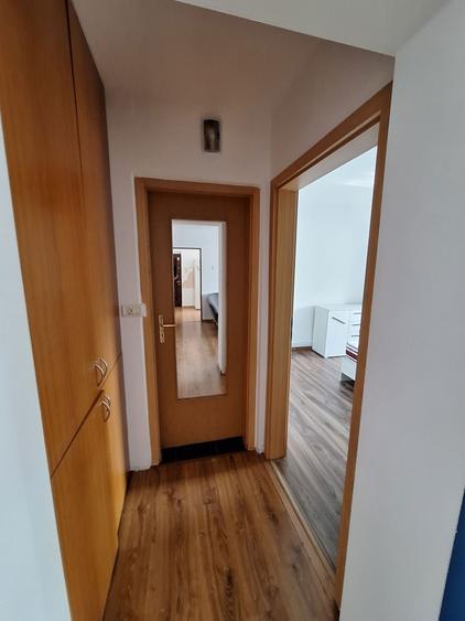 Inchiriez apartament 2 camere ,ultra central Piata Mihai Viteazu - 3