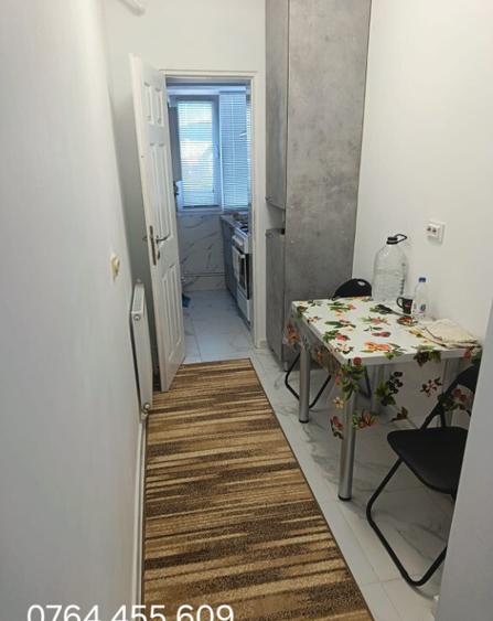 Proprietar! garsoniera! strada Liniei cu Valea Lunga - 5