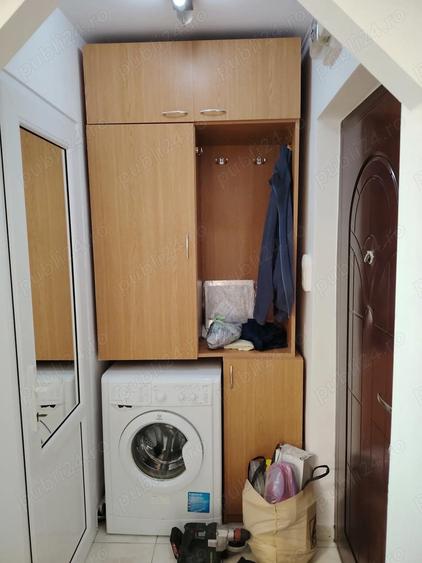 Inchiriez apartament cu o camera zona Podu Ros - 2