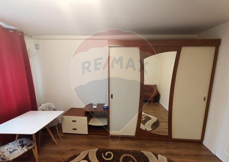 Apartament cu o camera de inchiriat Margeanului etaj 3 - 4