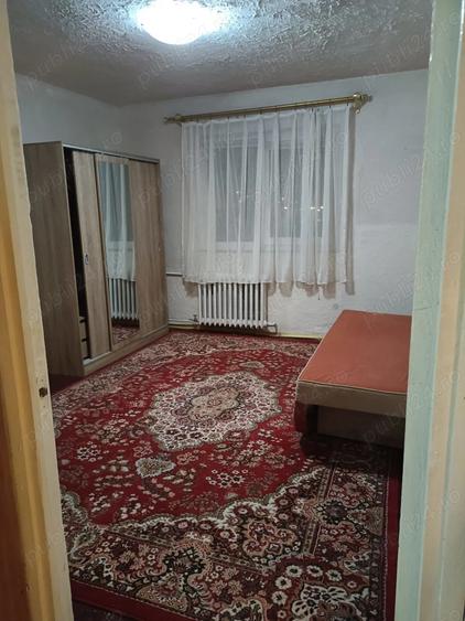 Ofer spre inciriere garsoniera decomandata - 4