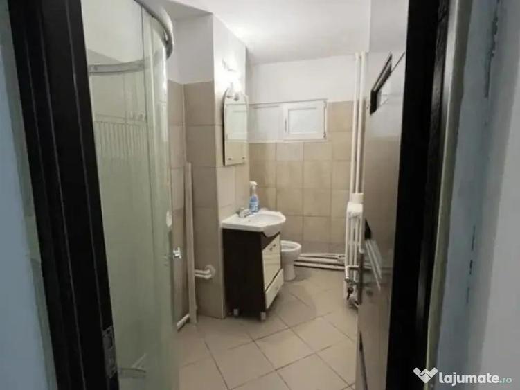 SPATIU COMERCIAL tip apartament 2 camere , in Podu Ros, - 5