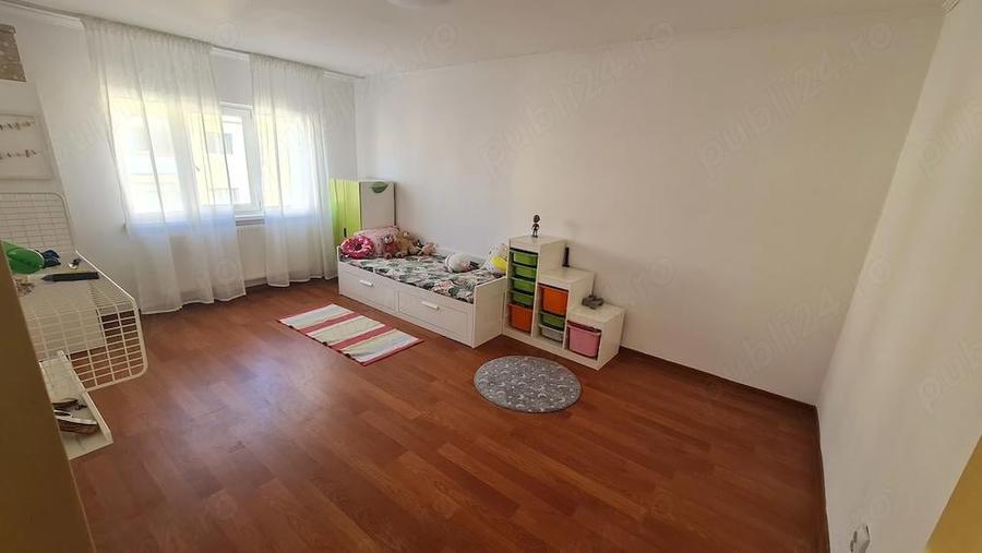 Vand apartament 2 camere mari decomandat Ostroveni - 2