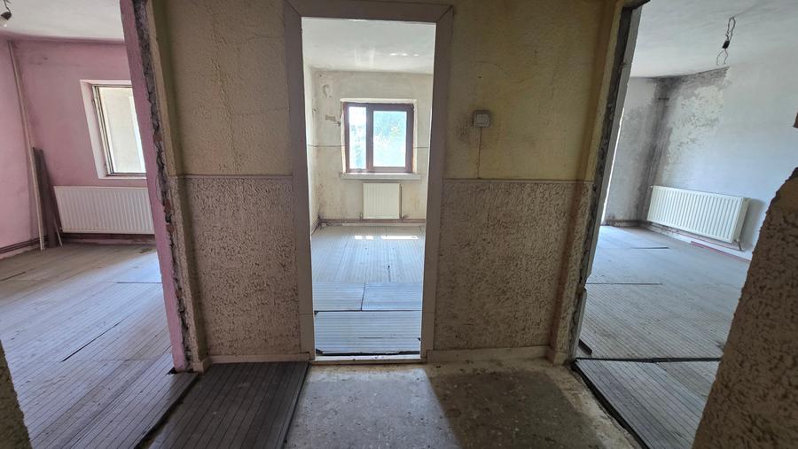 Apartament cu 2 camere decomandat în Ultracentral