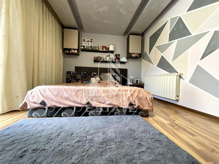 Casa individuala de vanzare, P+M, cu 5 camere, in Chisoda - 1