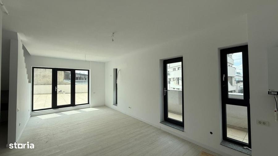 Apartament cu 3 camere în Nerva Traian
