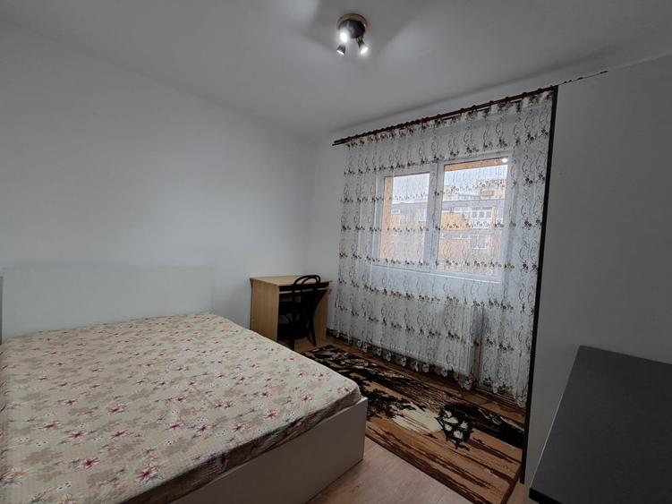 Ap.2 cam 57 mp dec. Renovat et.3,2 balcoane, Aleea Barsei Marasti - 2