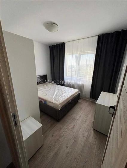 Etaj intermediar, 2 camere decomandat zona Mircea cel Batran Etaj intermediar, 2 camere decomandat zona Mircea cel Batran