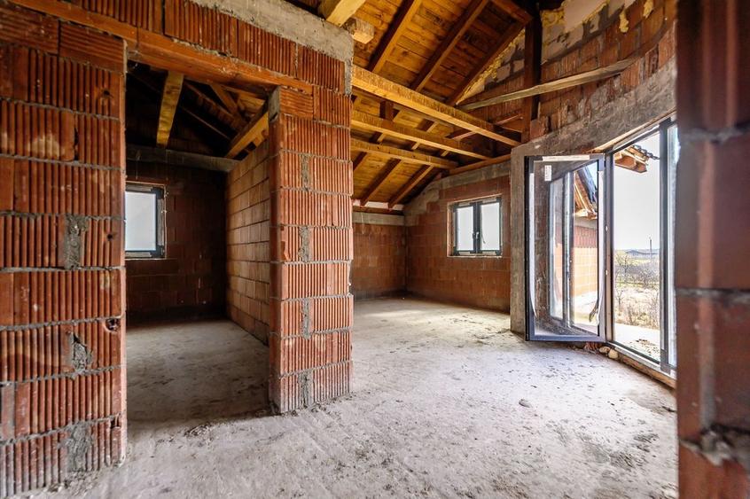 REZERVAT! Casă la roșu cu teren de 752 mp, Mandruloc. Arad - 8