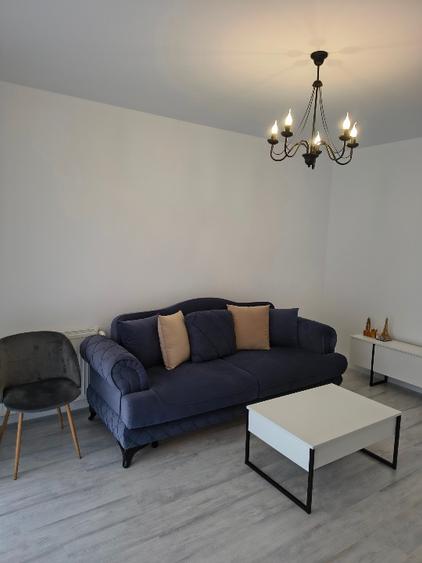 Închiriez apartament doua camere Prima Universității  - 7