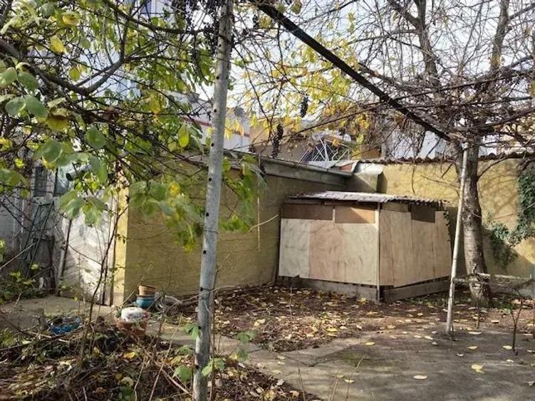 Casa 88mp + curte 200mp, Pieptanari sect.5 205000 eur - 6