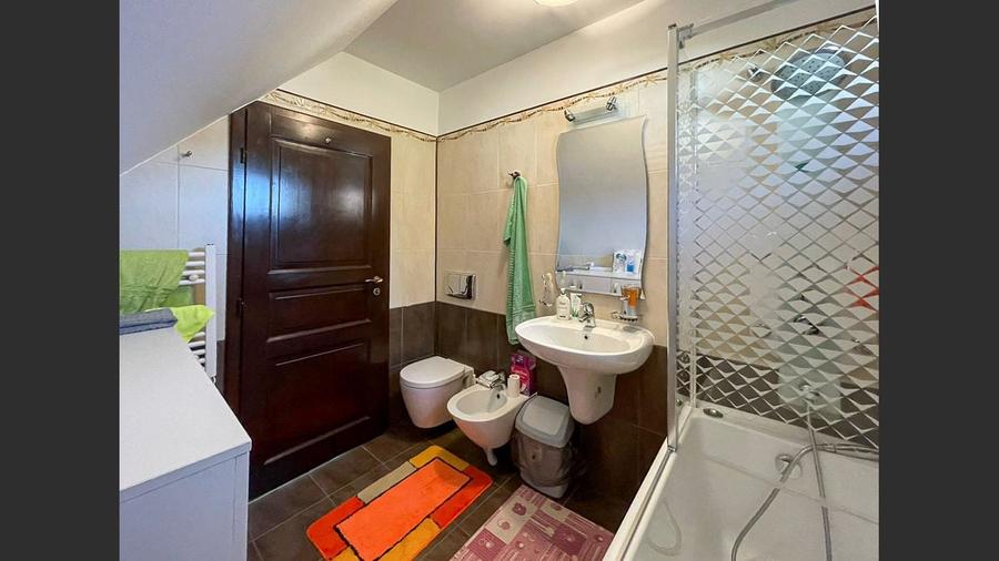 Casa utilata , refugiul perfect la poalele muntelui Semenic! - 5