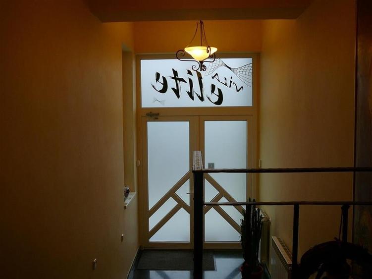 Pensiune, afacere la cheie, cu 10 camere la 10 minute de centru orasului - 24