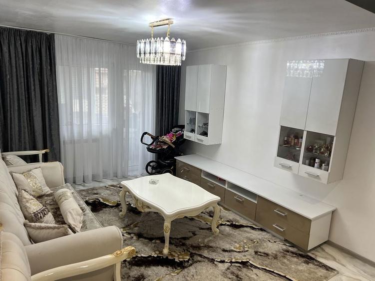 Salut vand apartament 2 camere 2 baii un salon si bucatarie - 4