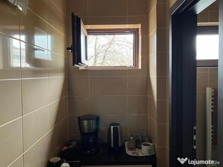 Vand apartament de 2 camere in Deva, zona ultracentrala, etaj 2, - 1