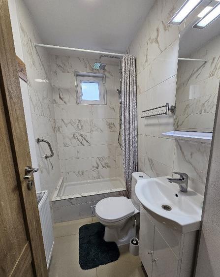 Inchiriez apartament Medias, Gloria, total renovat si utilat - 8