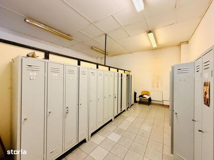 Spatiu Comercial de Vanzare Renovare Recenta, Aproape de Metrou - 6