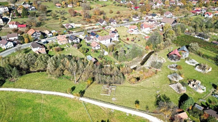 Teren Intravilan - 3