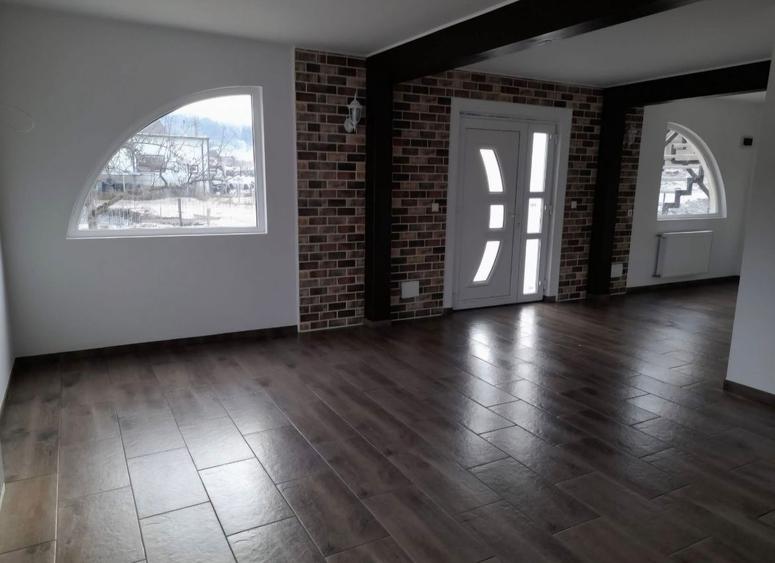 Se inchiriaza spatiu - 2