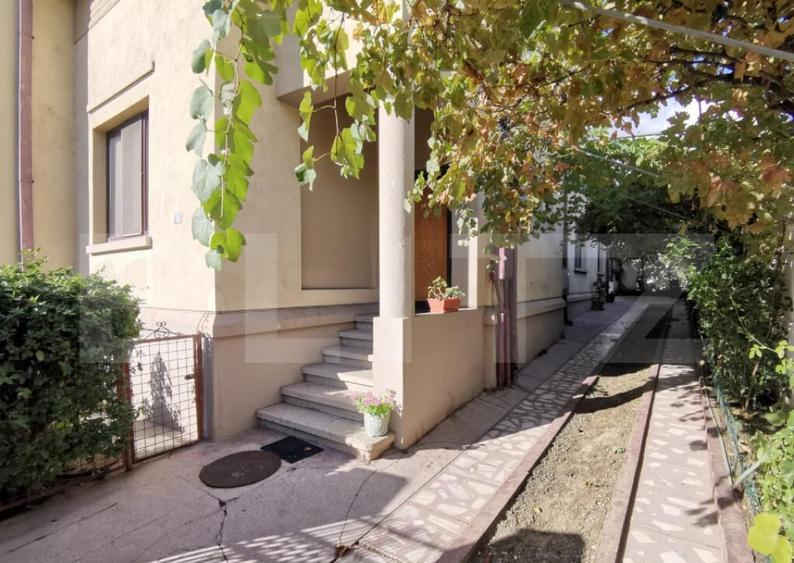 Casa 9 camere, 200 mp utili, zona Bd. Titulescu - 16