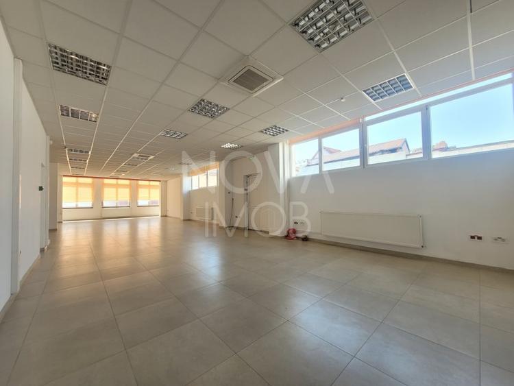Spatiu comercial de inchiriat 875mp - Piata Cluj - 1