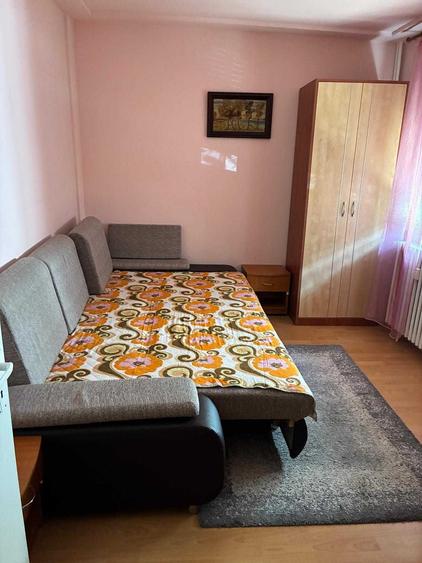 Dau in chirie apartament 2 camere - 3