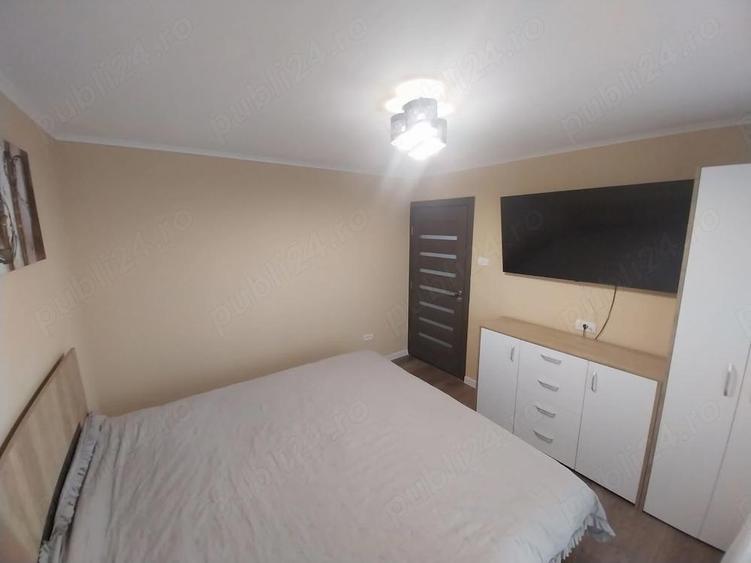 Proprietar, vand apartament 3 camere, decomandat, zona Dambovita - 4